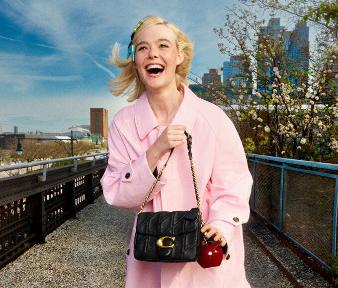 Expresa tu amor con Coach.