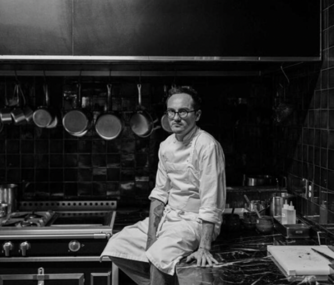 Lucho Martínez llega a Nueva York.