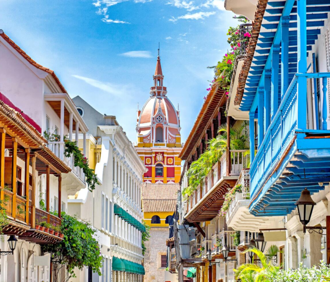 Cartagena, un destino en directo e imperdible.