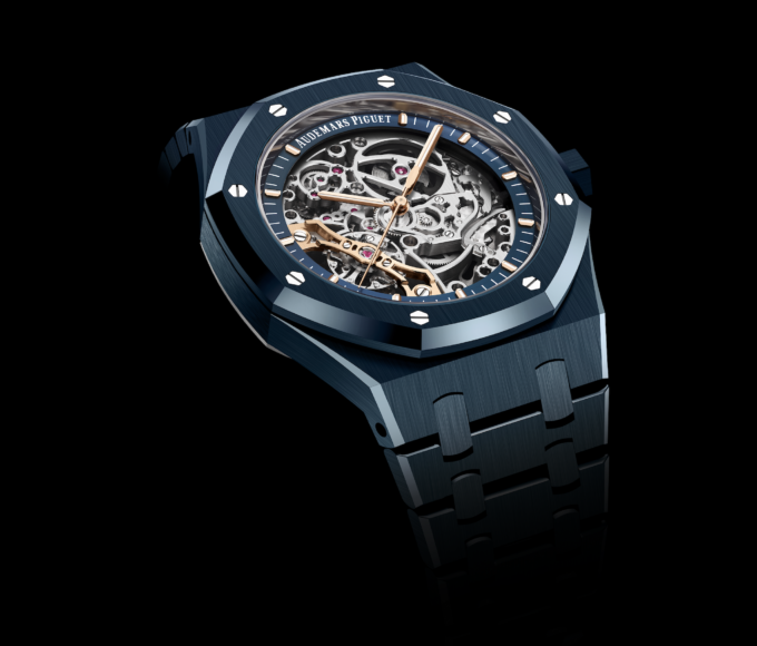 Audemars Piguet con la mira al cielo y su azul intenso.