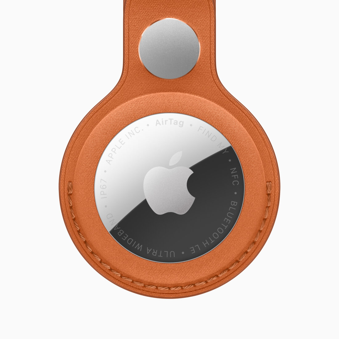 pierde menos, vive más con el AirTag actualizado —Precision Finding guiado desde Apple Watch, altavoz reforzado y Bluetooth ampliado para ubicar llaves, billeteras o maletas sin dramas. red Find My anónima y Share Item Location.