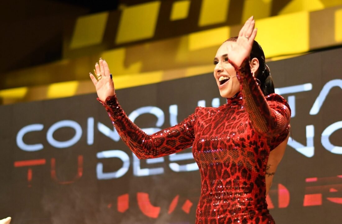 Conquista Tu Destino el evento inmersivo liderado por Coral Mujaes, llega a Miami en enero de 2026 con una experiencia presencial en español centrada en claridad, propósito y poder personal.