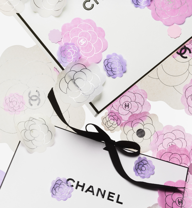 Regalos perfectos para el Día de las Madres 2026: coco mademoiselle eau de parfum, aceite nacarado, twist and spray y rouge coco flash.