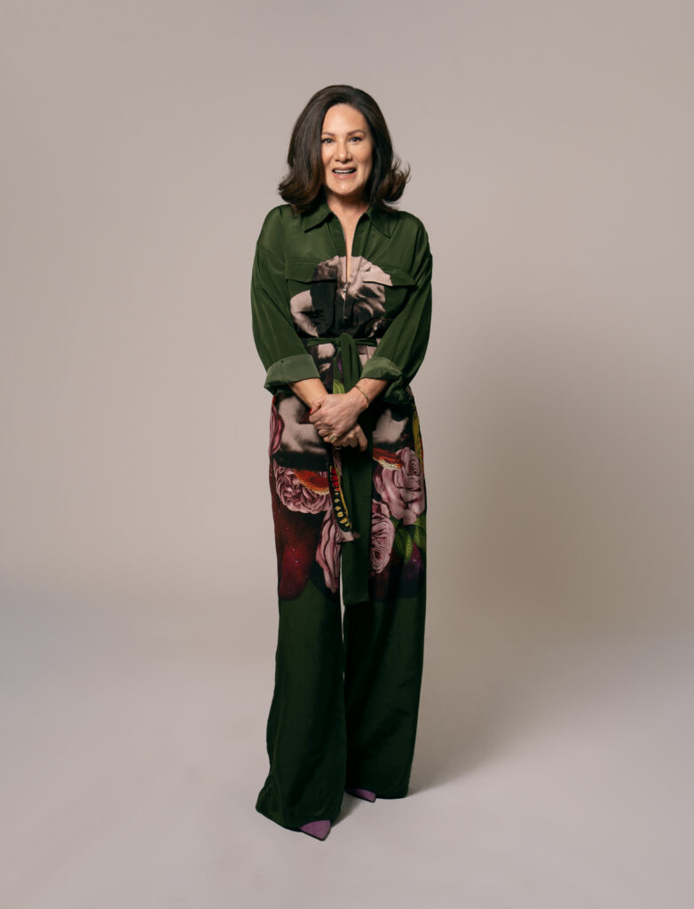 Gloria Calzada