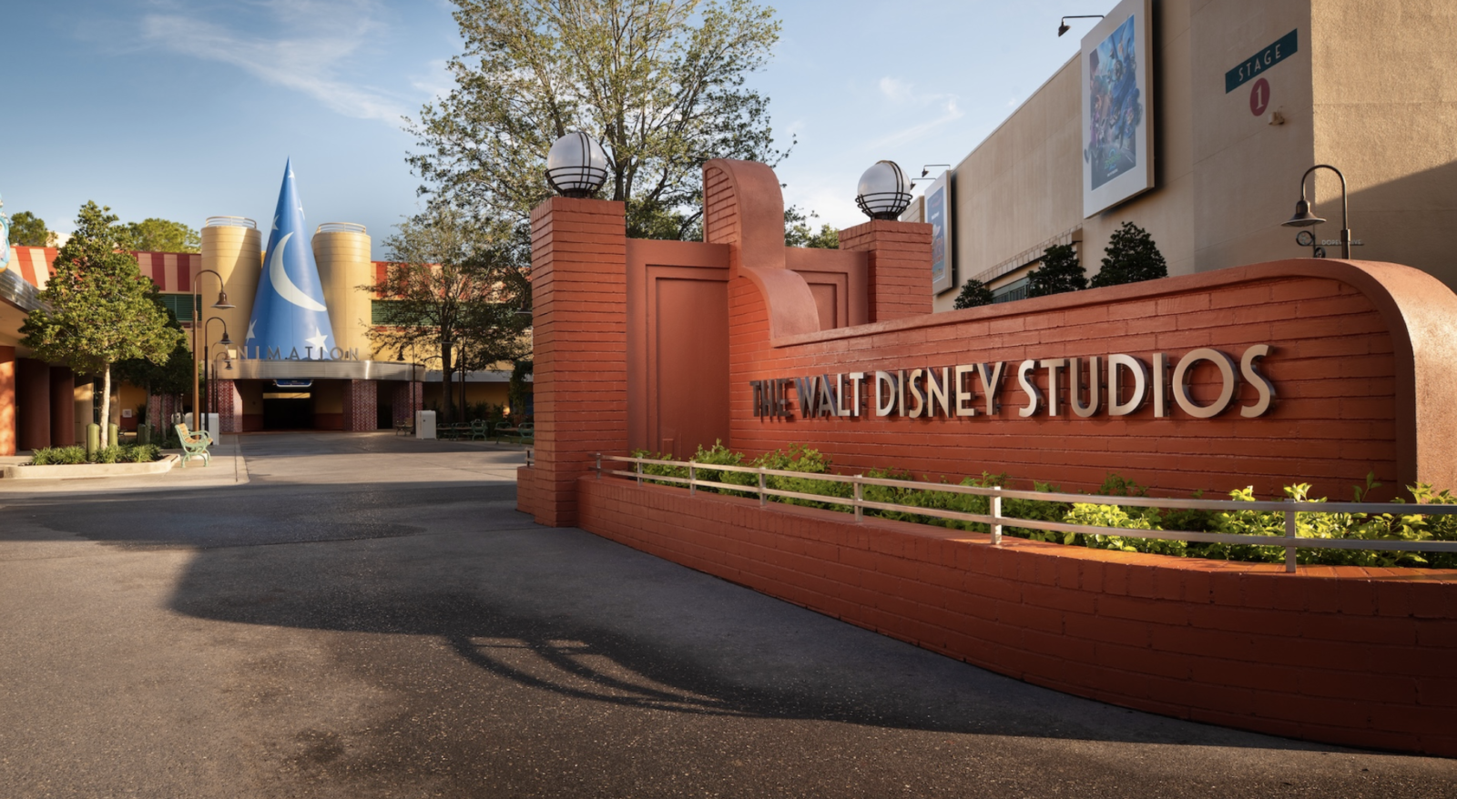 Vista de Carousel of Progress en Magic Kingdom, una de las atracciones clásicas de Disney World que será renovada con nuevas escenas y la incorporación de una figura Audio-Animatronics de Walt Disney como parte de las novedades del verano 2026.
