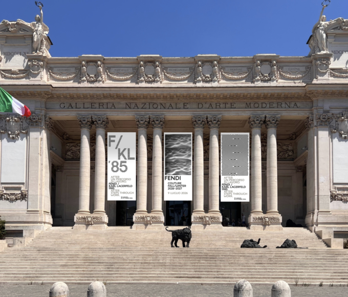 Vista exterior de la Galleria Nazionale d’Arte Moderna e Contemporanea en Roma, el emblemático museo elegido por FENDI como sede para presentar la primera colección de Alta Costura Otoño/Invierno diseñada por Maria Grazia Chiuri.