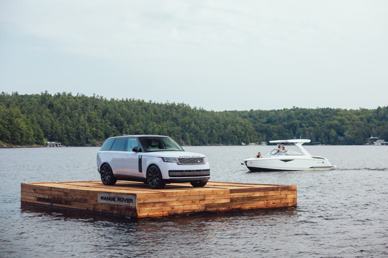 Range Rover House Muskoka