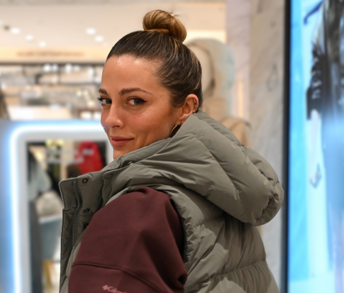 Ana Paula Castro en la pop up store de Columbia en El Palacio de Hierro Polanco