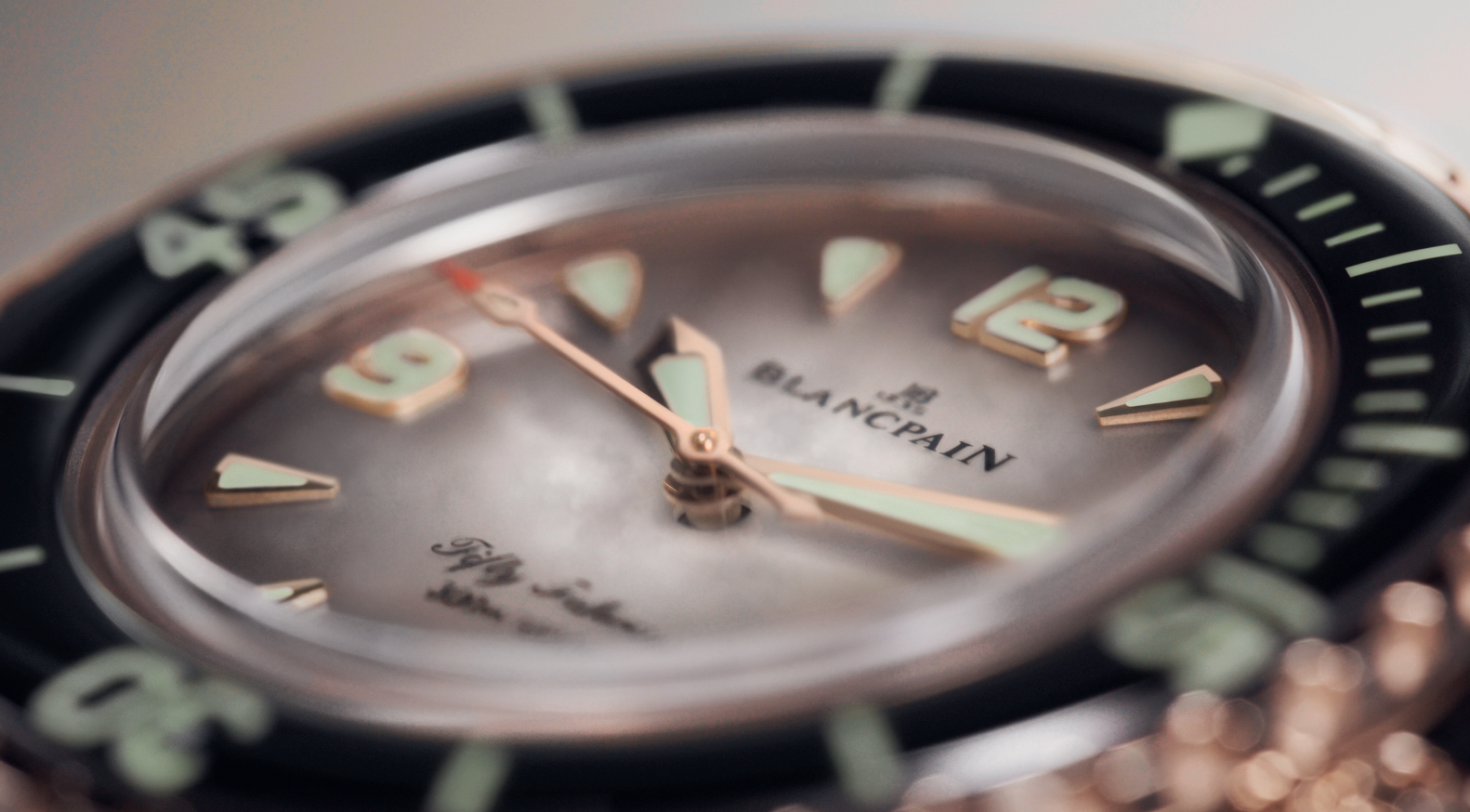 Descubre las creaciones de Blancpain en Maison Peyrelongue 2026, desde Ladybird Lady B y Villeret hasta las emblemáticas versiones de Fifty Fathoms.